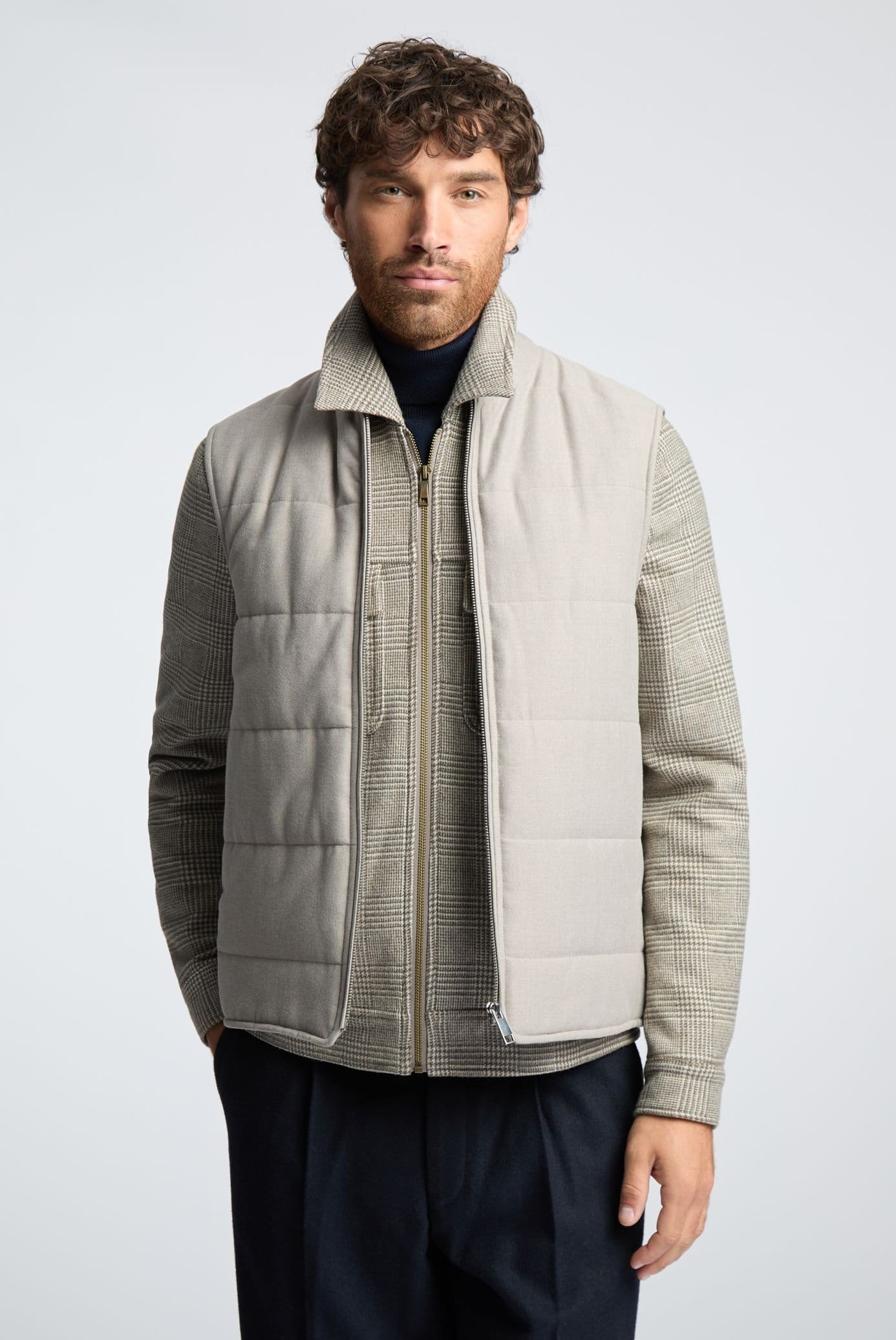 Melka Melka Men's Zip Through Gilet in Beige - 4