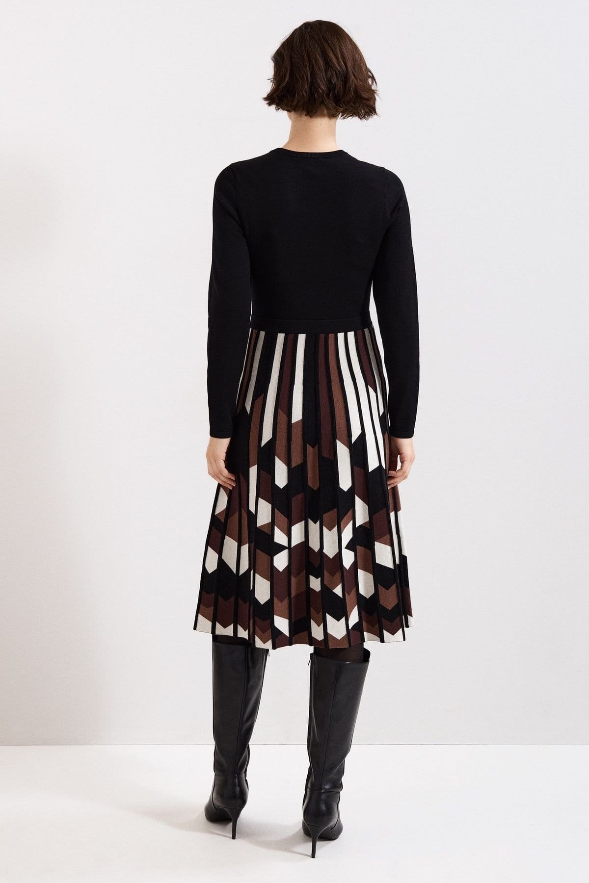 Phase Eight Phase Eight Women's Maci Pleated Long Sleeve Dress in Chocolate - 4