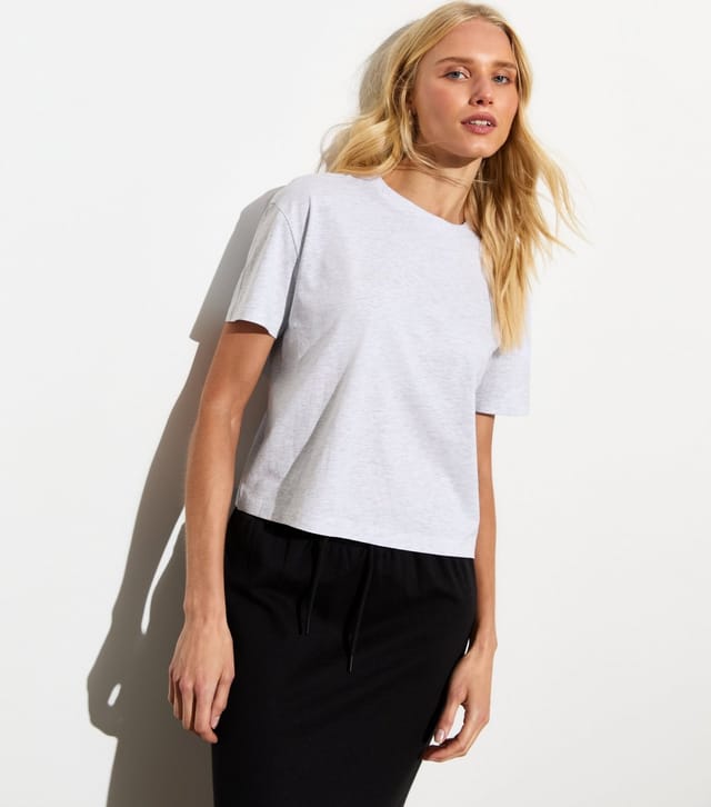 New Look Women's 3 Pack of Soft Cotton Boxy T-Shirts New Look - 2