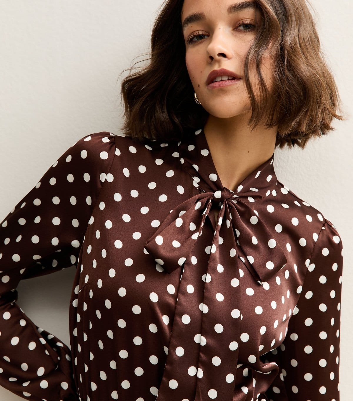 New Look Women's Dark Brown Polka Dot Pleated Long Sleeve Midi Dress New Look - 4