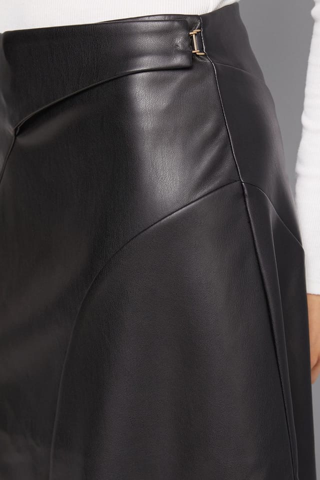 Wallis Wallis Women's Faux Leather Pleated Wrap Skirt in Black - 3