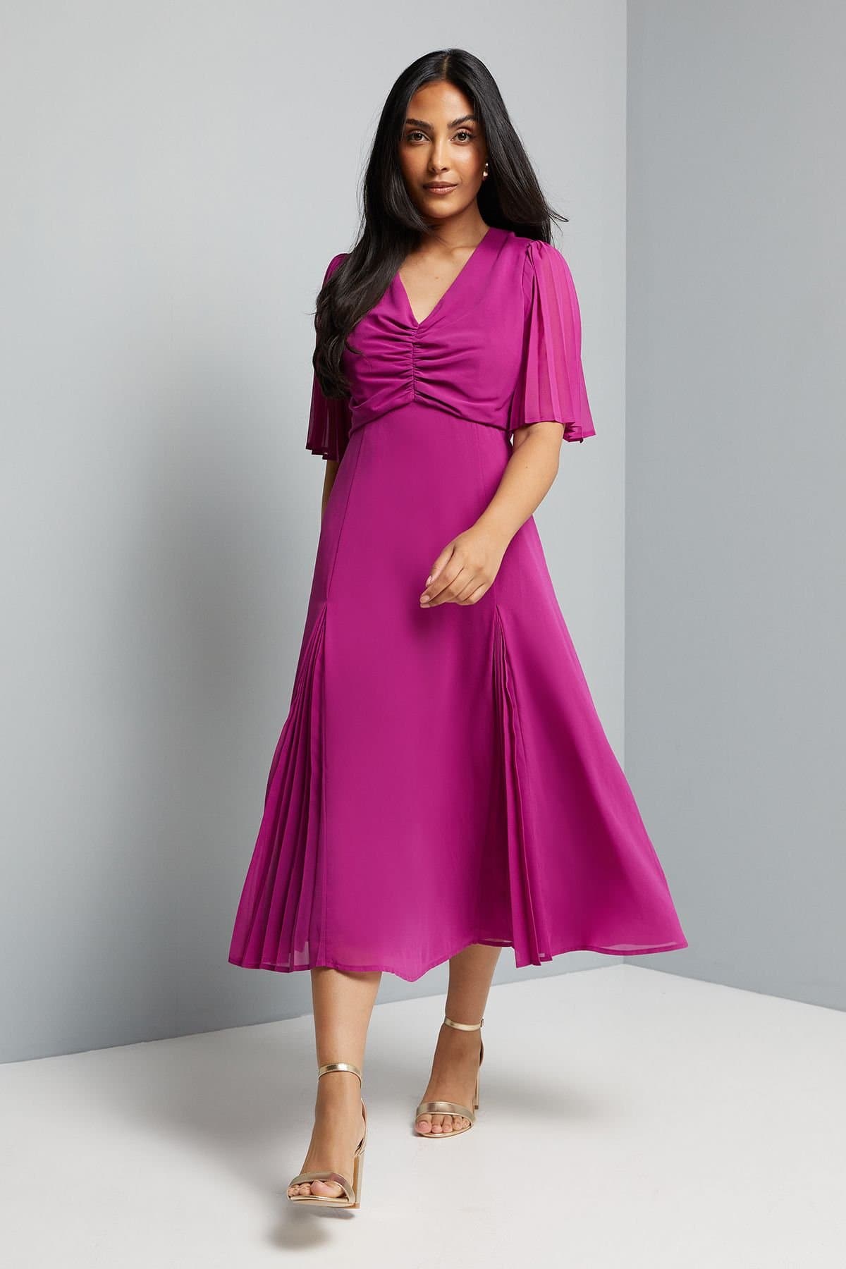 Wallis Wallis Women's Petite Pleat Insert V Neck Midaxi Dress in Magenta