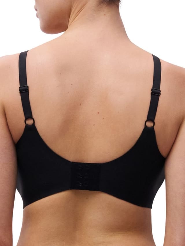 Chantelle Chantelle Women's SoftStretch Power Plunge Bra in Black - 2