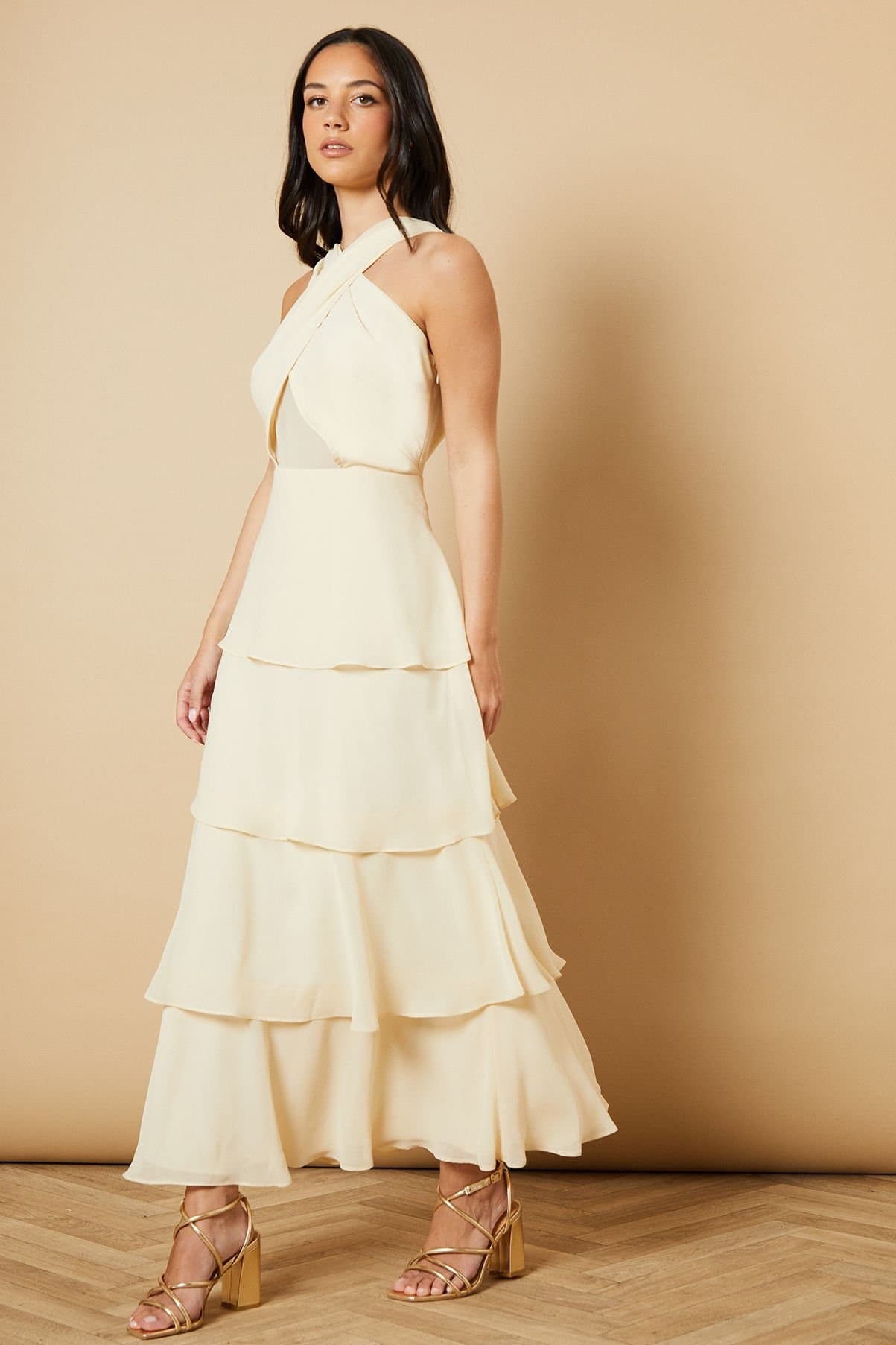 Oasis Oasis Women's Halter Neck Chiffon Tiered Maxi Dress in Cream