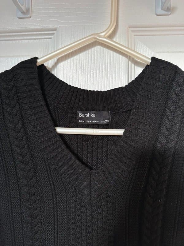 Bershka Bershka Black Knit Sweater Vest Size M