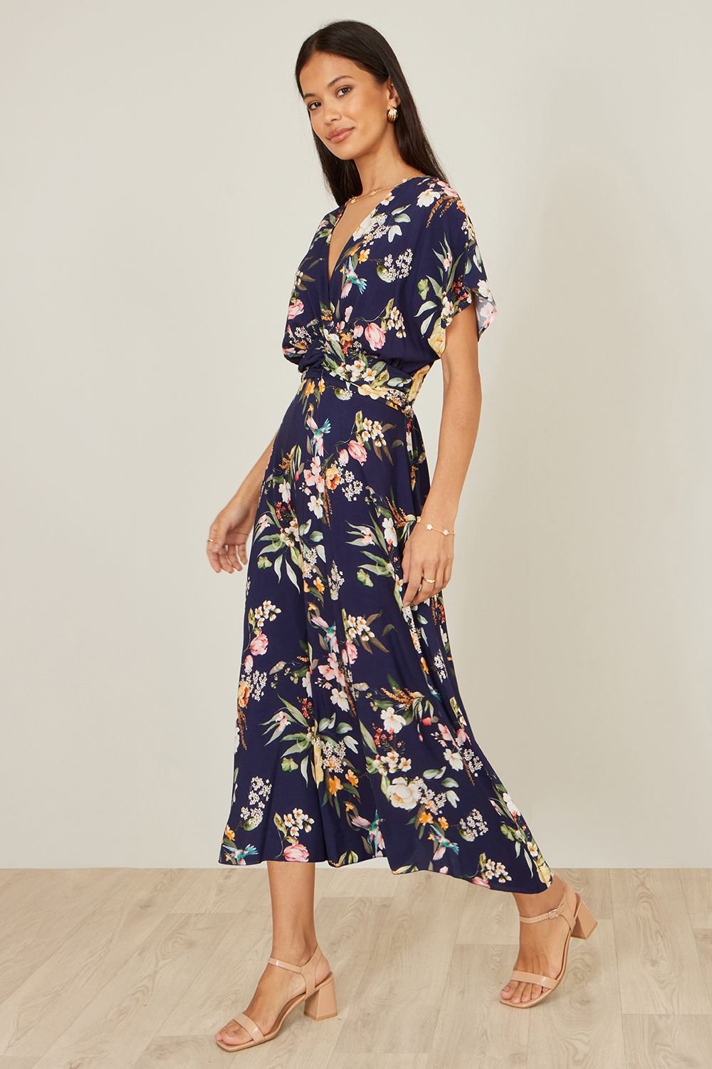 Yumi Yumi Women's Navy Viscose Floral Print Midi Dress With Ruched Waist - 3