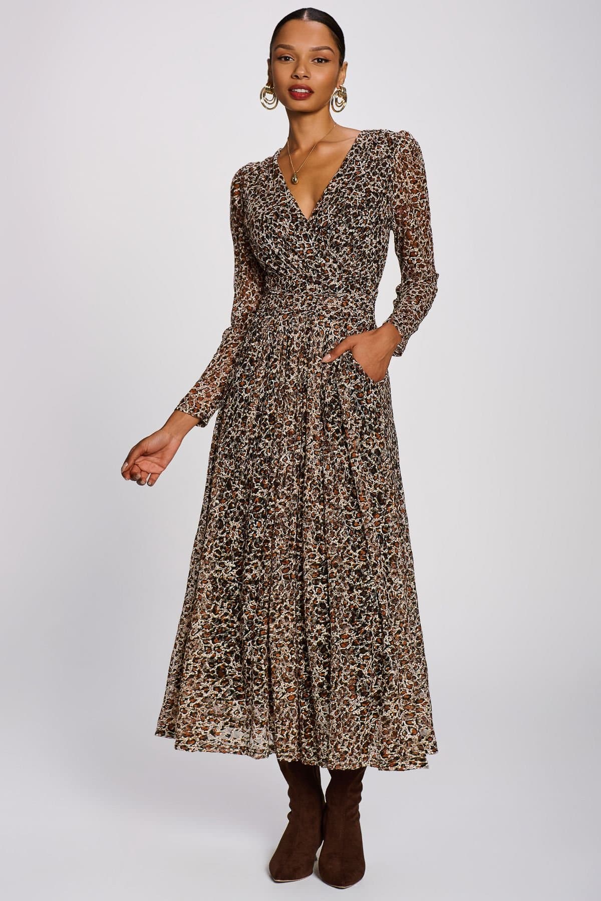 Jolie Moi Jolie Moi Women's Long Sleeve Pleated Lace Maxi Dress