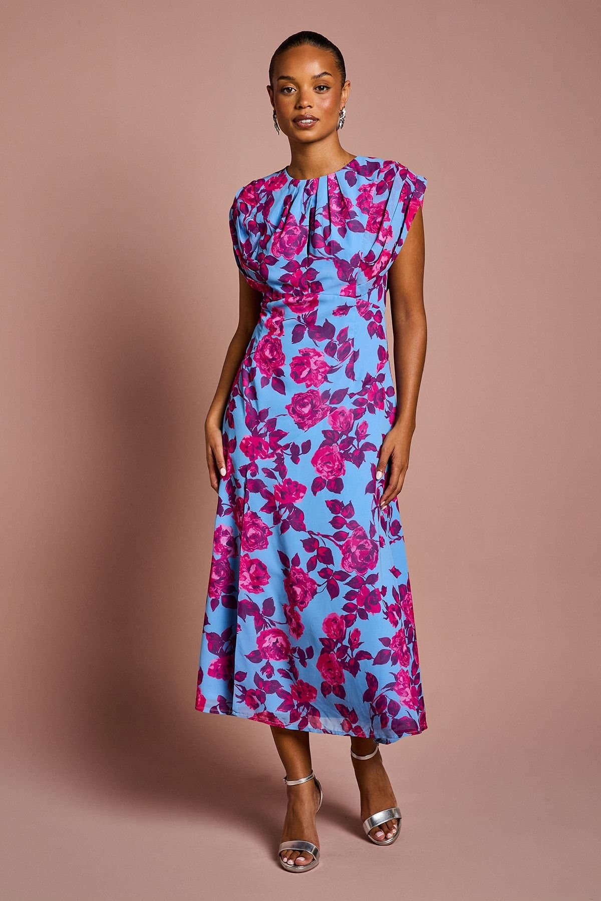 Coast Coast Women's Petite Short Sleeve Chiffon Midi Dress in Blue