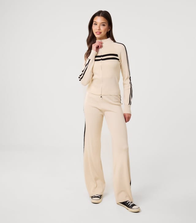 Pink Vanilla Women's Stone Contrast Stripe Zip Sweatshirt Pink Vanilla New Look - 2