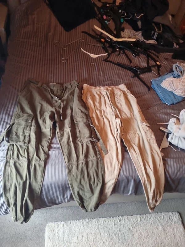 New Look 2x cargo pants size 10-12