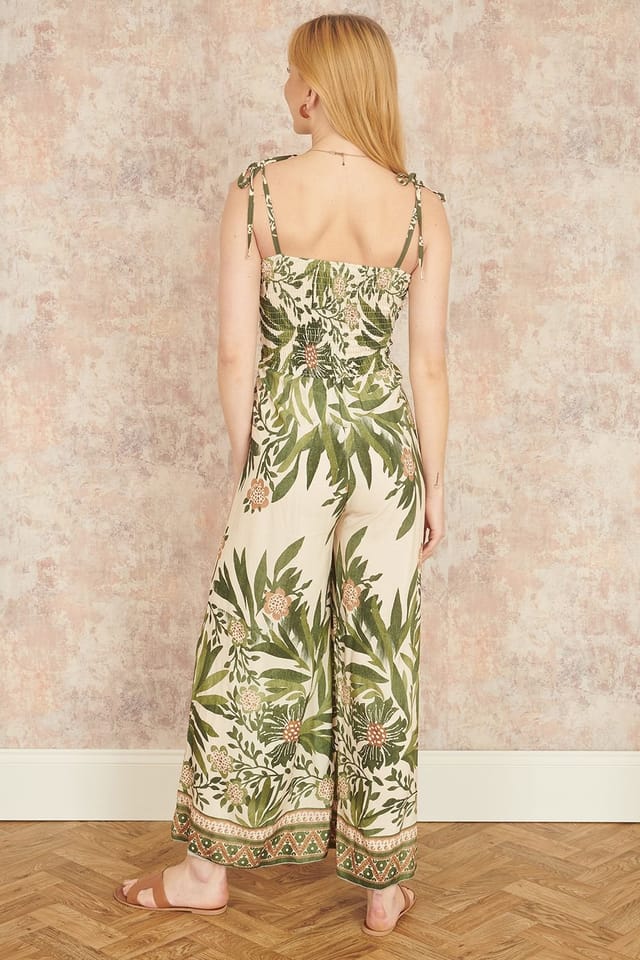 Yumi Yumi Women's Green Palm Print Strappy Viscose Jumpsuit - 3