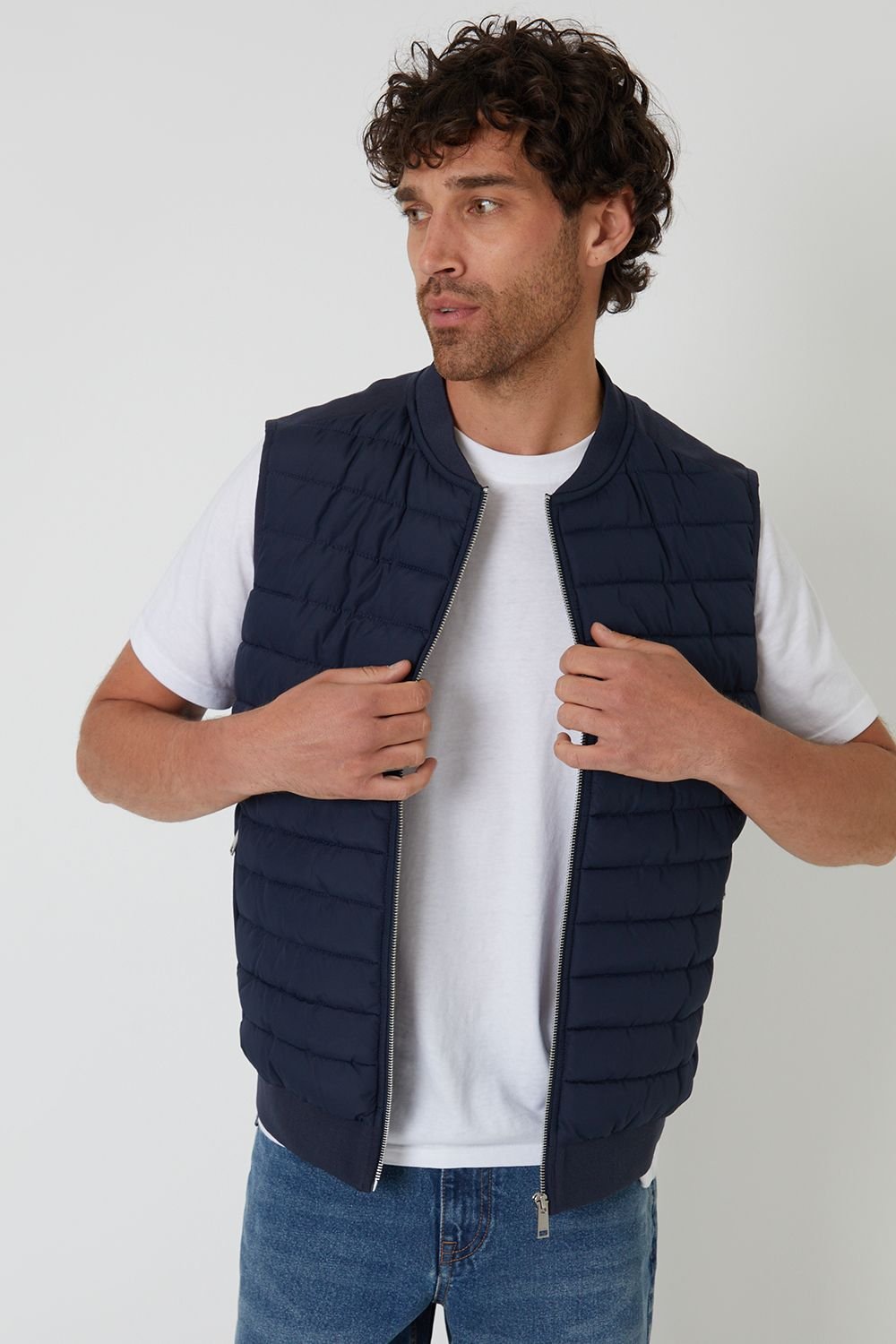 Threadbare Threadbare Men's Quilted Hybrid Gilet in Navy - 2