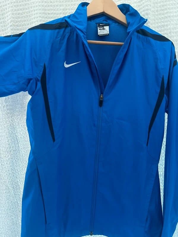 Nike 102 Nike blue zip up waterproof windbreaker jacket size S