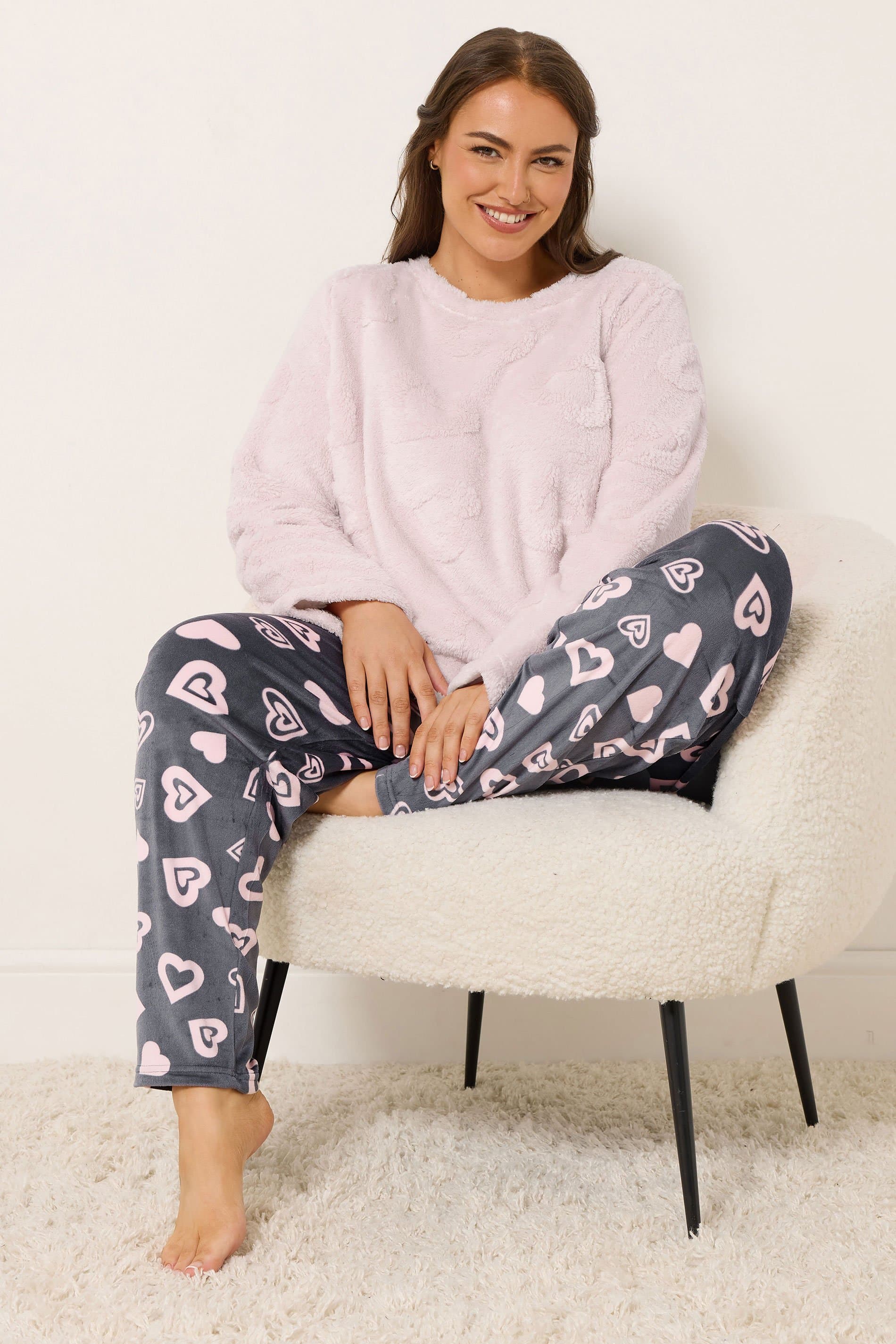 Yours Plus Size Pink Heart Texture Lounge Set