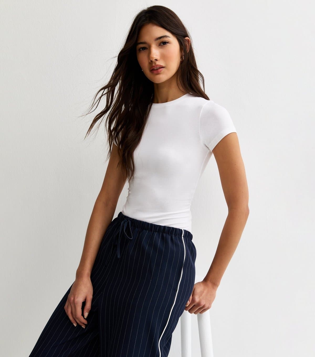 New Look Women's White Crew Neck Short Sleeve Bodysuit New Look