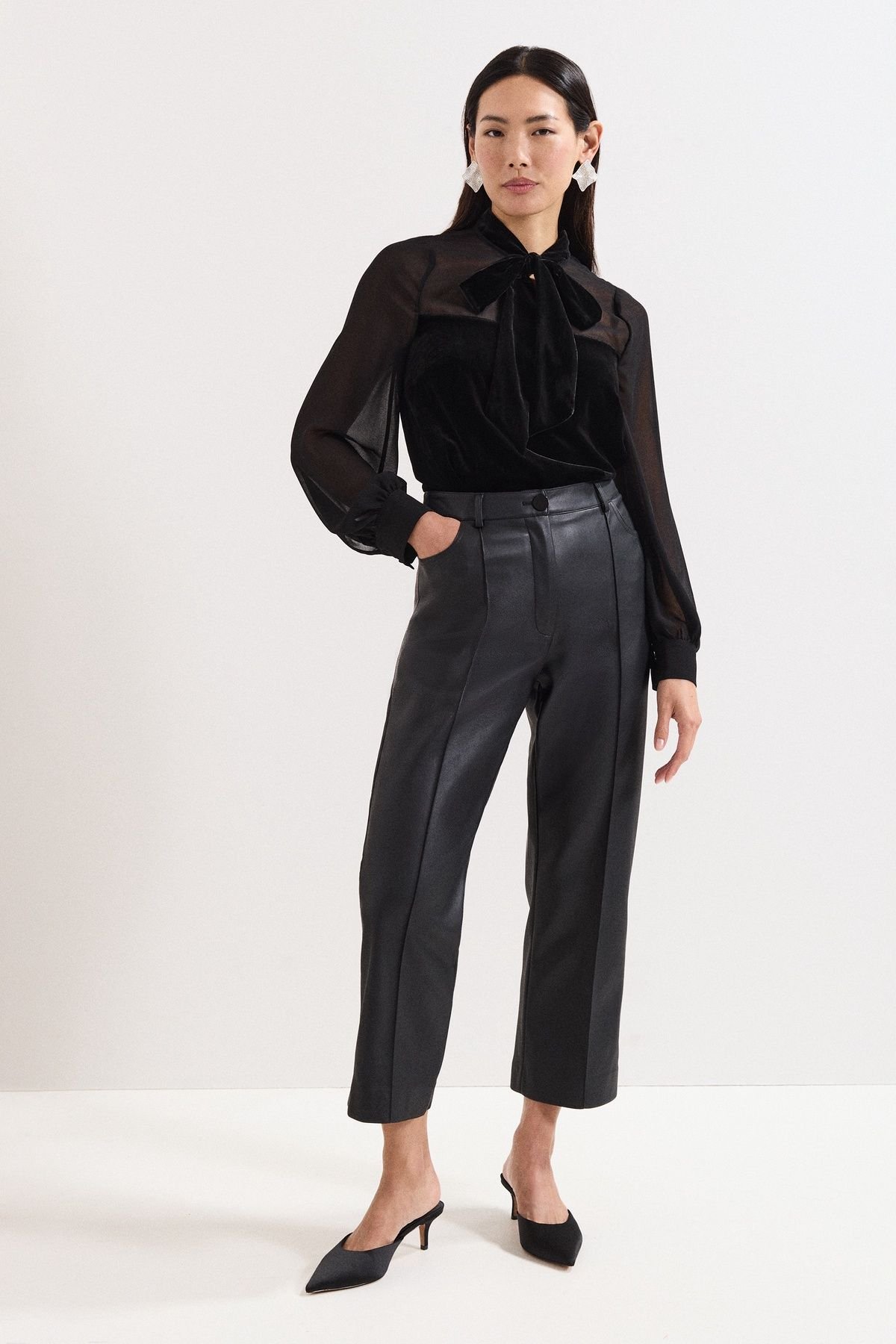 Phase Eight Phase Eight Women's Raye Velvet Pussybow Blouse in True Black - 3