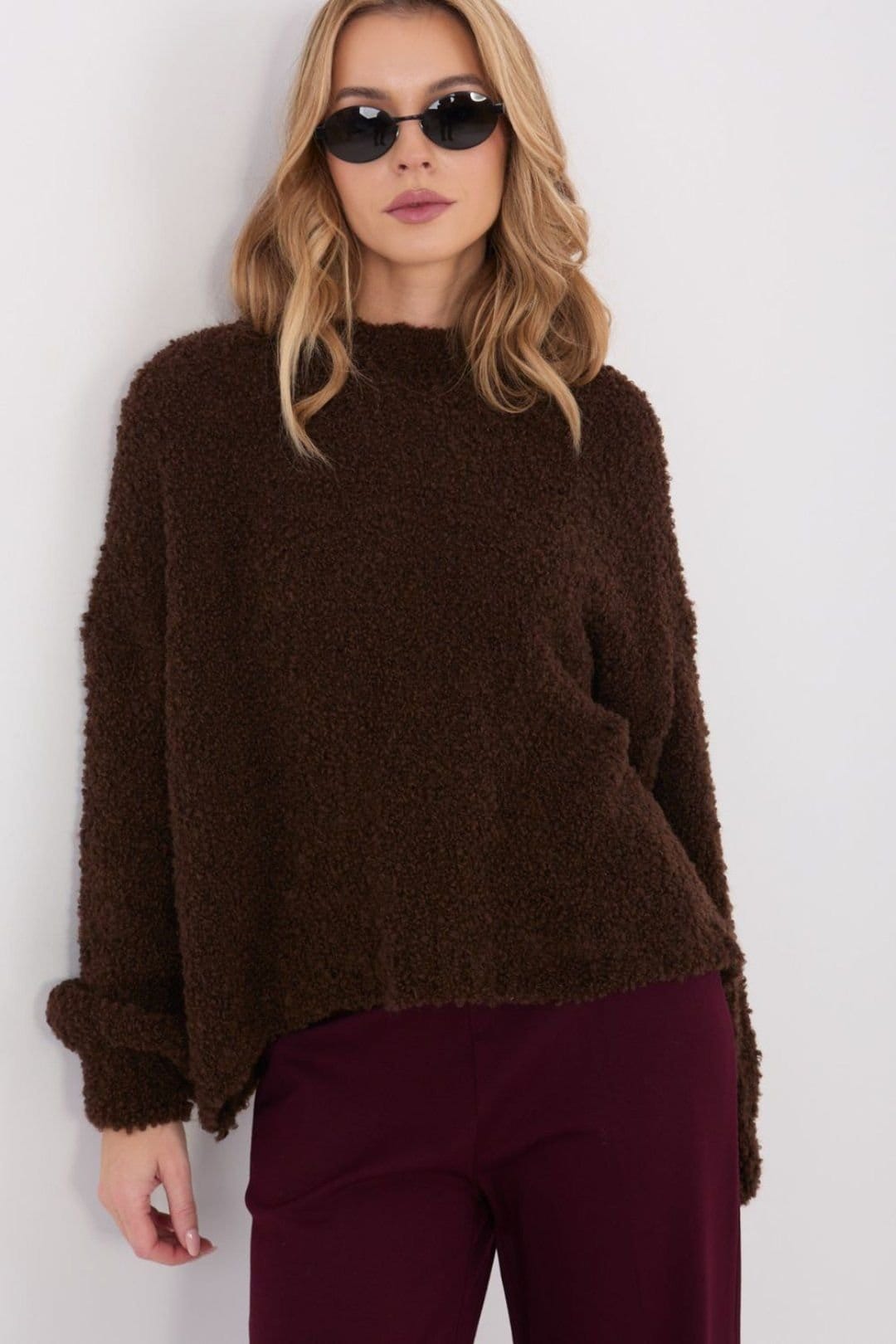 Love Lace Love Lace Women's Casual Oversized Round Neck Puffy Sleeve Sweater in Brown - 4