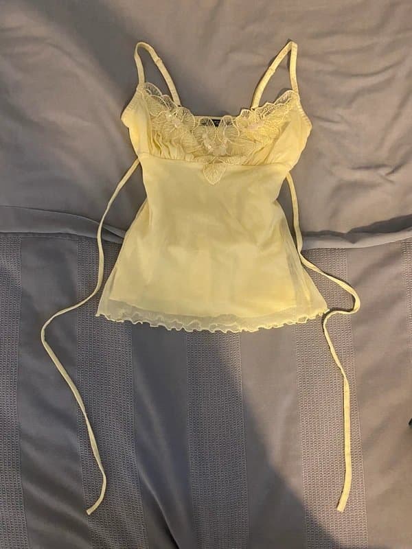 Jane Norman Vintage y2k rare Jane Norman butter baby yellow sequin lace mesh layered cami top with tie waist
