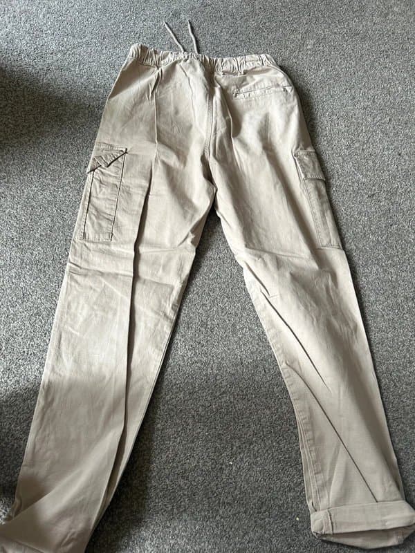 Bershka Beige Cargo pants