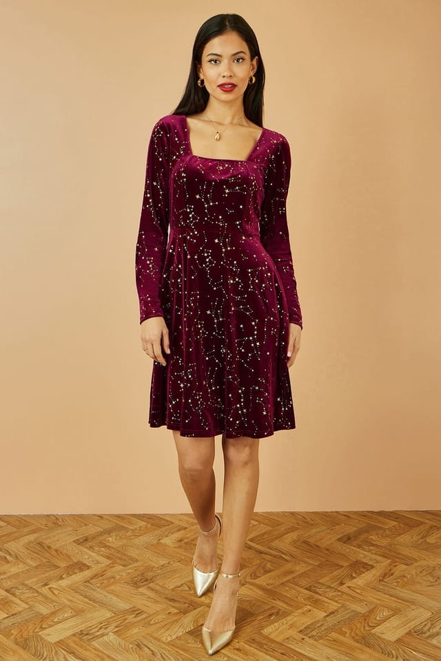 Yumi Yumi Women's Burgundy Star Foil Print Long Sleeve Skater Dress - 3
