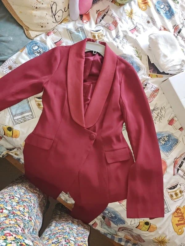 Lavish Alice Lavish Alice Burgundy Tuxedo Suit