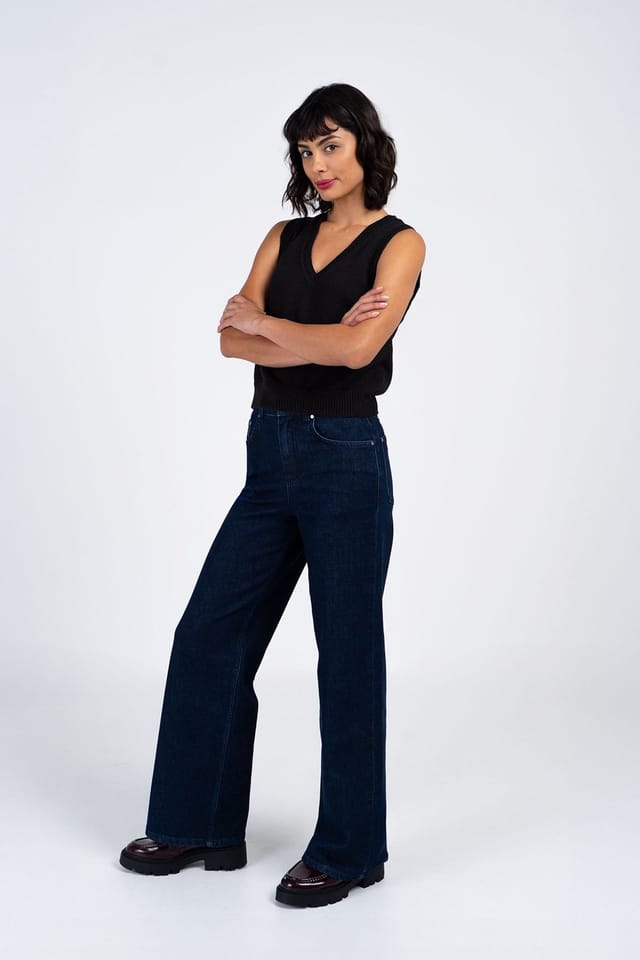 Kettlewell Kettlewell Women's Marnie Tank Top in True Black - 3