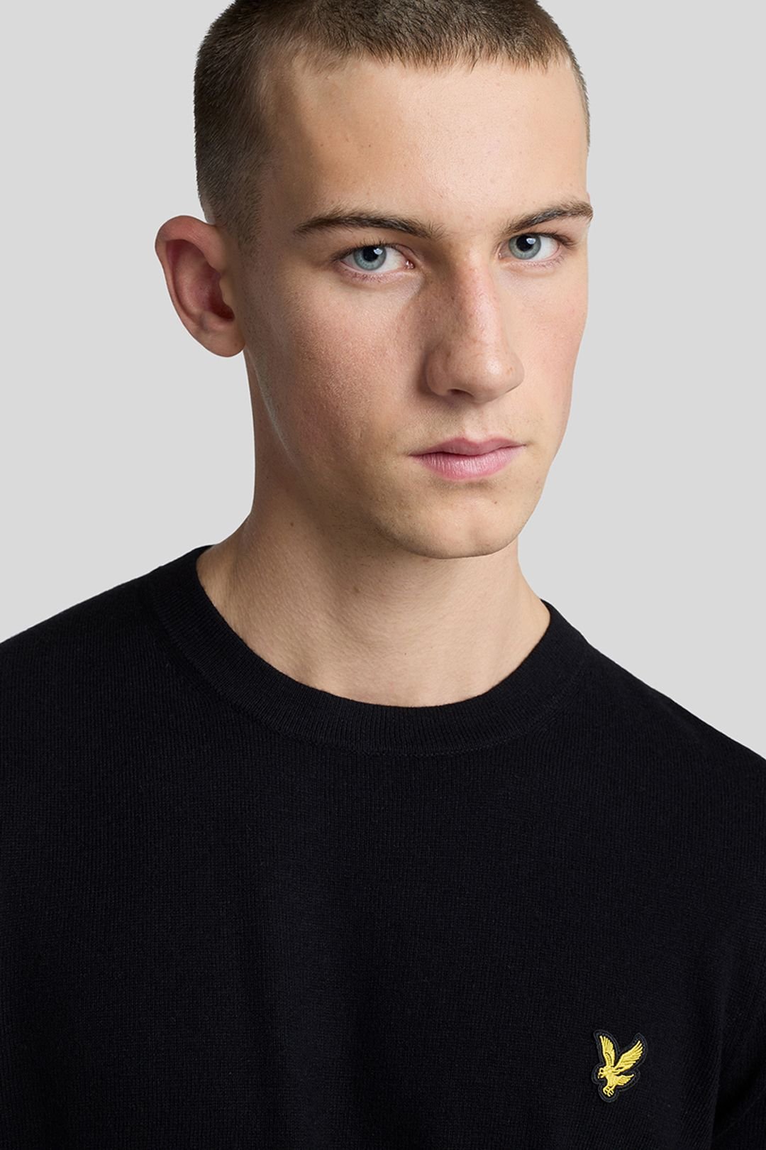 Lyle & Scott Lyle & Scott Men's Cotton Merino Crew Neck Jumper Jet Black - 4