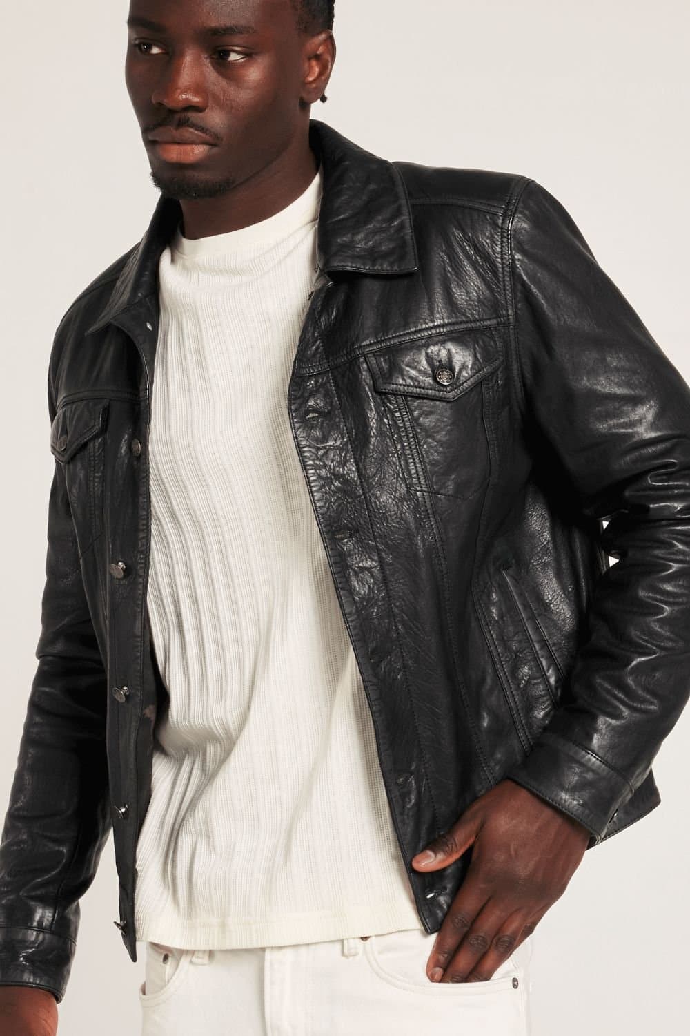 Barneys Originals Barneys Originals Black Leather Trucker Jacket