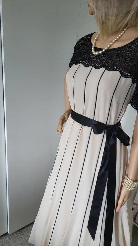 Jacques Vert Jacques Vert size 20 gorgeous special occasion dress worn once freshly cleaned immaculate - 1