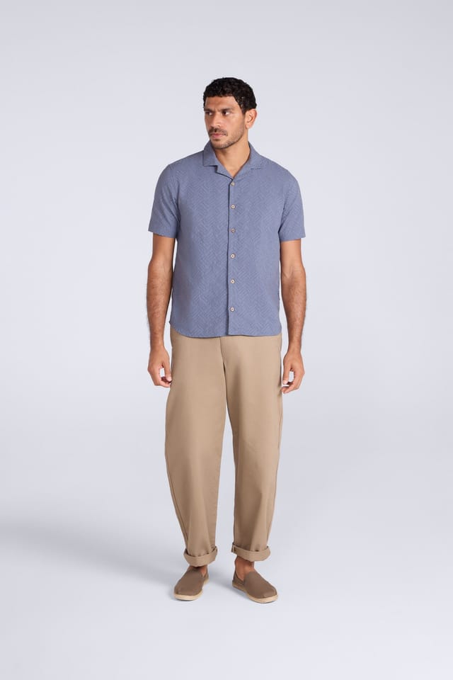 Animal Animal Men's 'Fiji' Lightweight Breathable Button Down Slim Fit Textured Shirt in Blue - 2