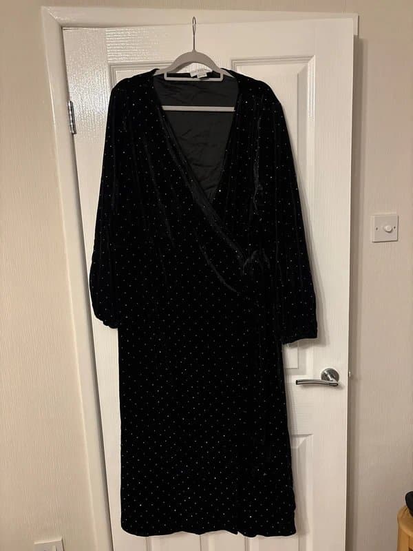 Never Fully Dressed Never fully dressed velvet dress