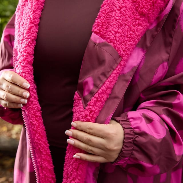 OHS OHS Women's 2 Piece Leopard Print Changing Robe & Half-Zip Teddy Fleece Co-Ord Set in Burgundy - 3