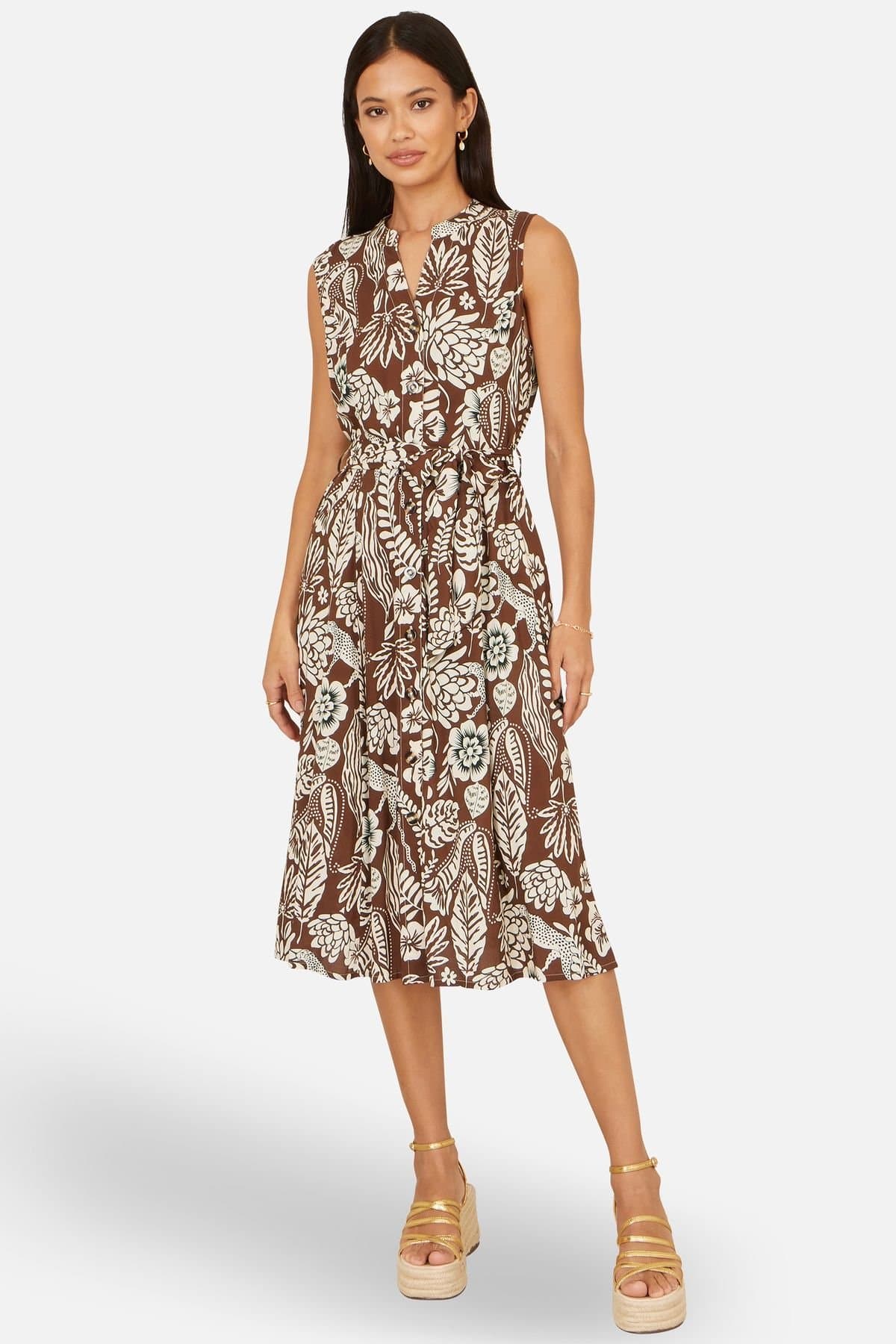 Yumi Yumi Women's Brown Leaf Print Shirtdress in Chocolate