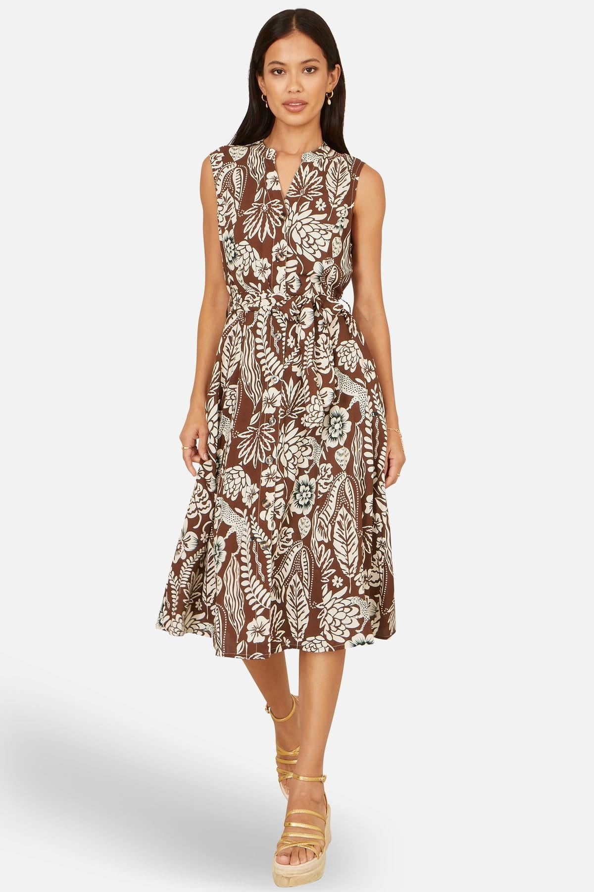Yumi Yumi Women's Brown Leaf Print Shirtdress in Chocolate - 4