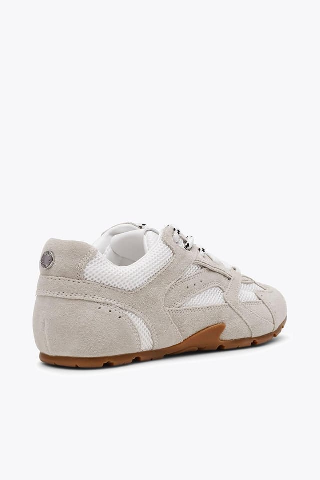 Steve Madden STEVE MADDEN Women's 'Aziel 105' Suede Trainers in White - 3