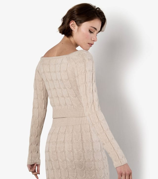 Apricot Women's Stone Cable Knit Cropped Jumper Apricot New Look - 3