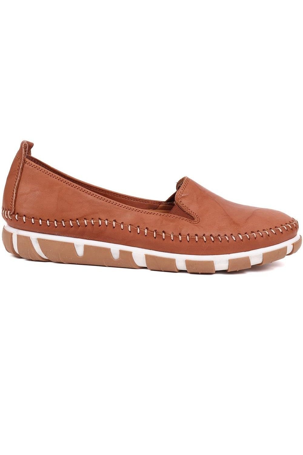 Pavers Pavers Women's Slip-On Leather Pumps in Tan - 2