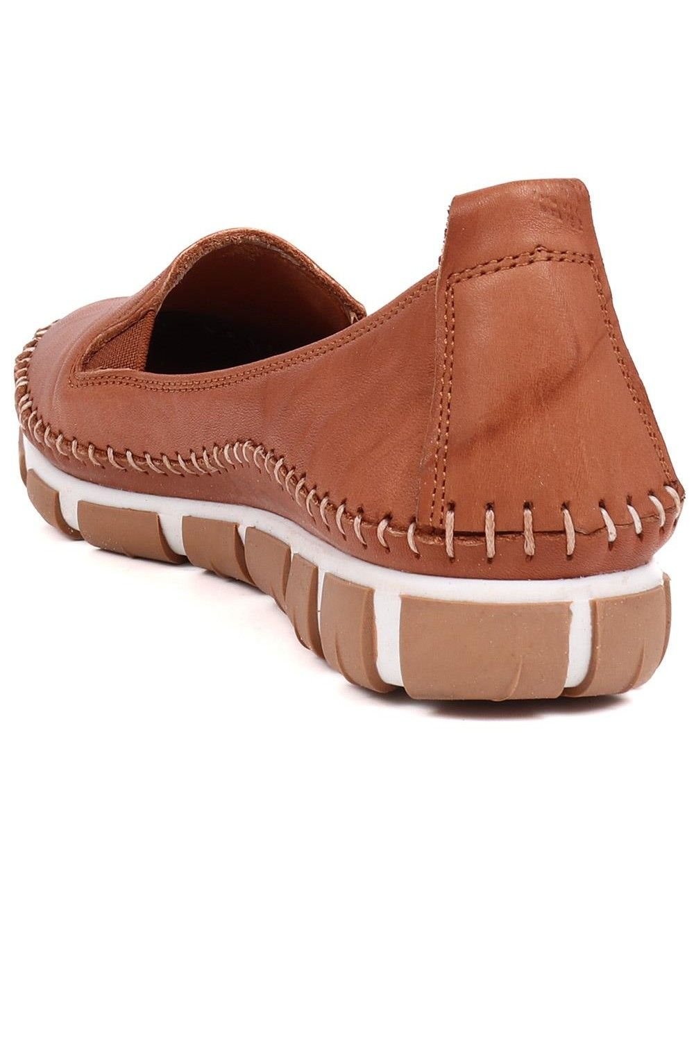 Pavers Pavers Women's Slip-On Leather Pumps in Tan - 3