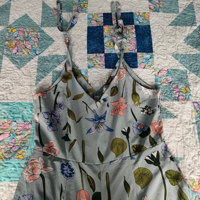 unknown Wide leg, strappy floral jumpsuit size 16 tags removed