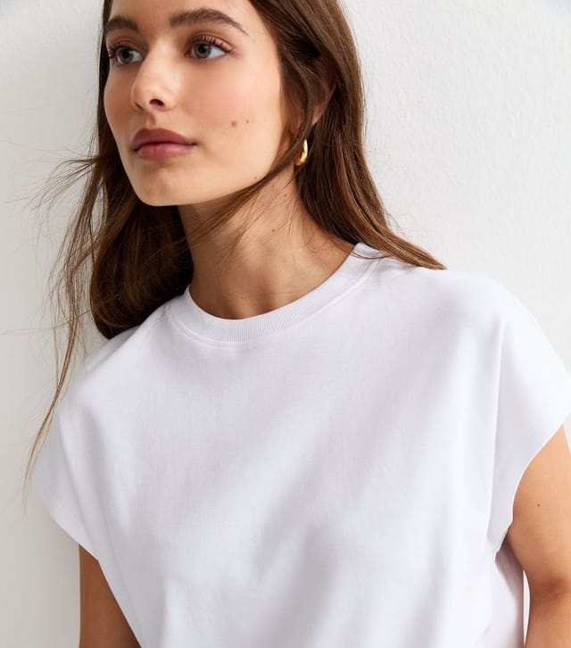 New Look Women's Premium White Grown On Sleeve Heavyweight Cotton T-Shirt New Look - 2