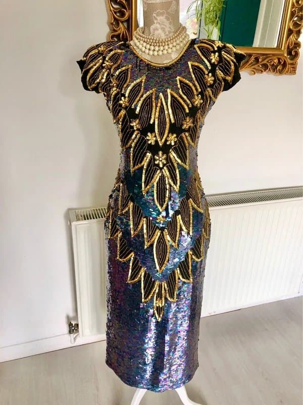 Vintage Dressing Vintage 1980s Art Deco Beaded & Sequined 100%Pure Silk Cocktail Dress – Iridescent Peacock Size 10