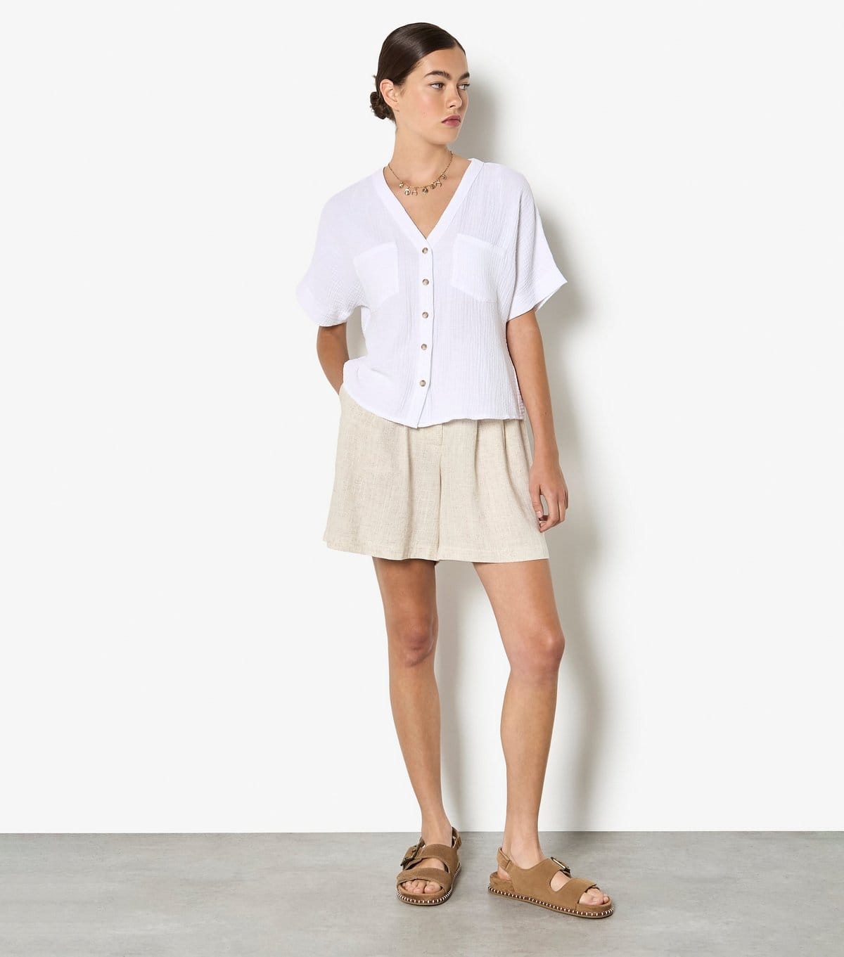 Apricot Women's White Textured Weave Collarless Shirt Apricot New Look - 4