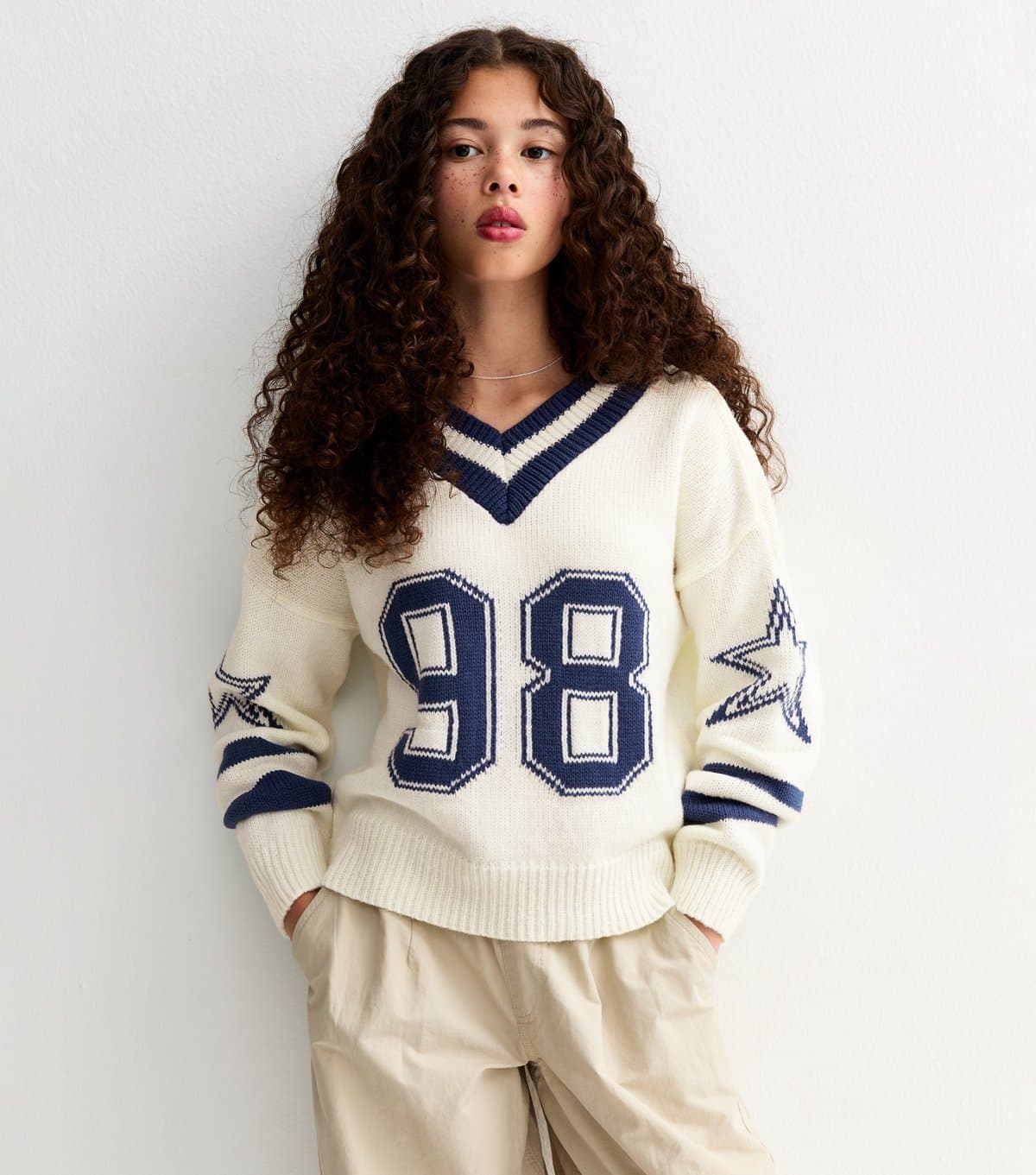 New Look Girls' Cream 98 Star Motif Knitted Football Jumper New Look