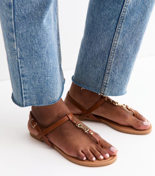 New Look Women's Tan Faux Leather Metal Toe Post Sandals Vegan New Look - 2