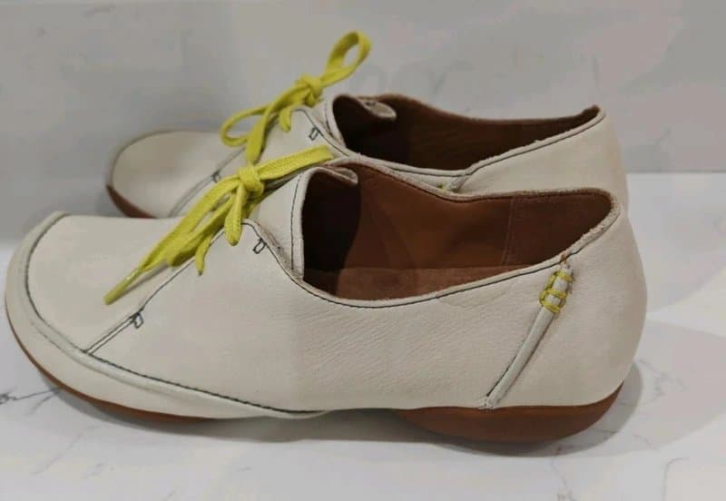 Clarks Clarks Felicia Vale ladies Flat shoes size 3.5 UK