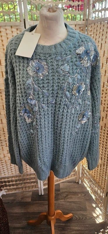 YAS YAS embellished blue Chunky knit jumper L rrp £90