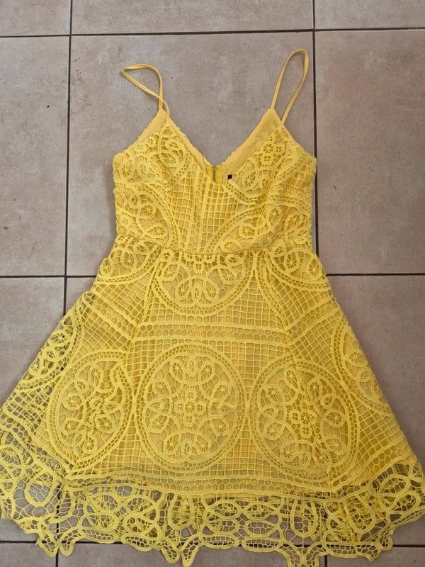 New Look New Look premium yellow crochet lace skater mini dress – size eu 38 - 1