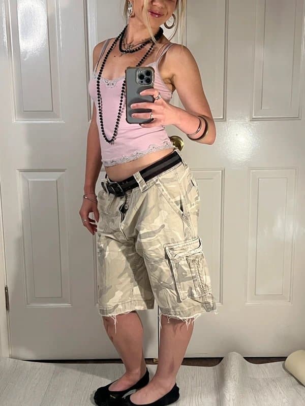 Vintage Supply 90s camo cargo jorts
