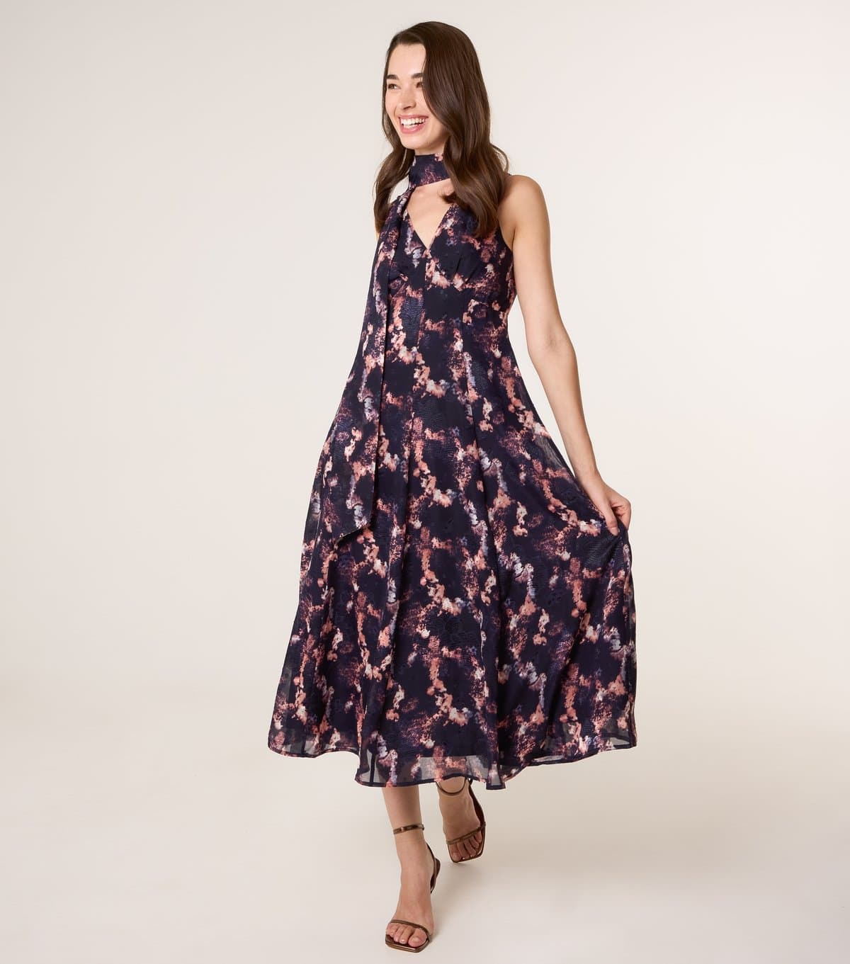 Blue Vanilla Women's Navy Textured Floral Print V-Neck Midi Dress Blue Vanilla New Look