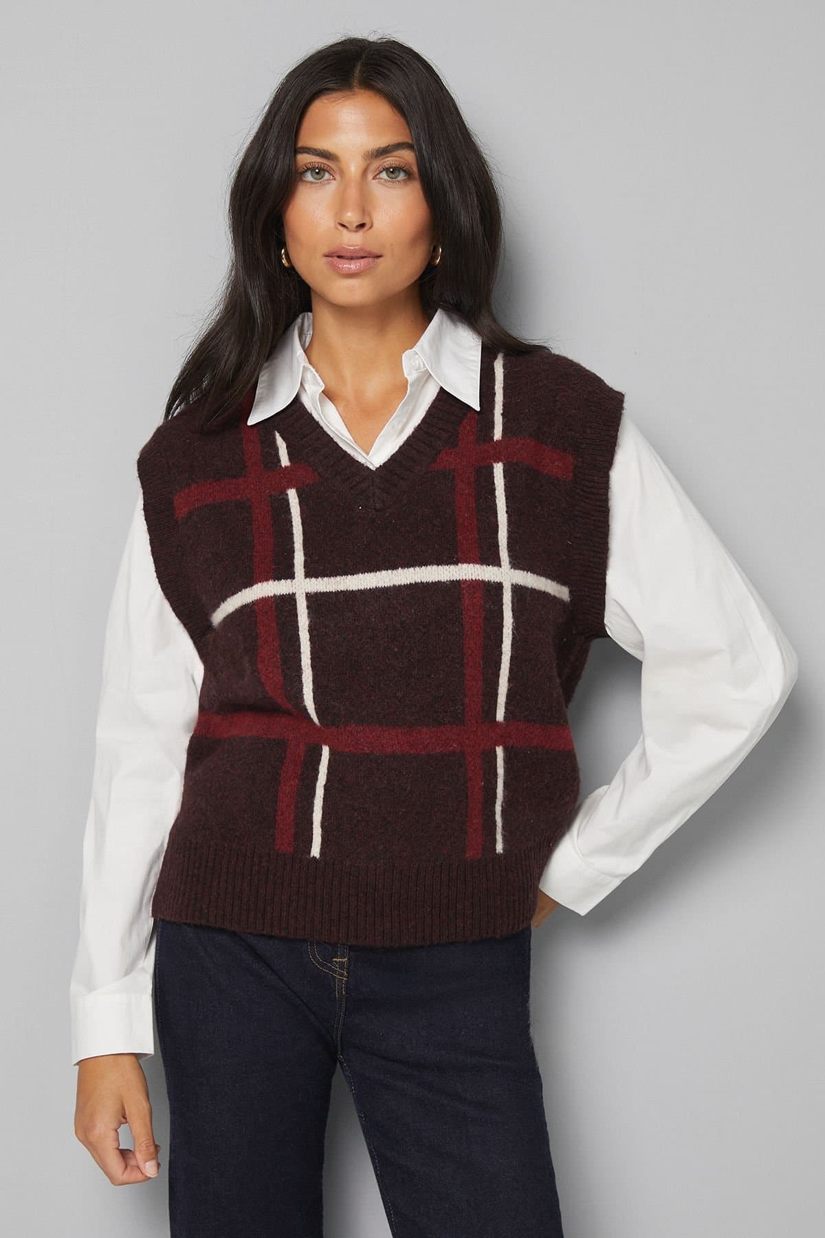 Wallis Wallis Women's 2 in 1 Check Knitted Vest in Burgundy